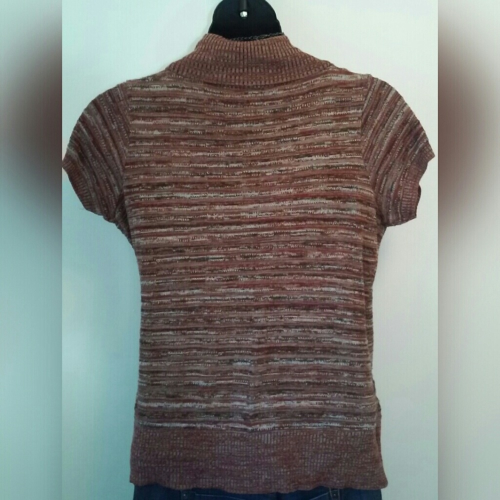 AGB V-Neck Sweater - Picture 2 of 3